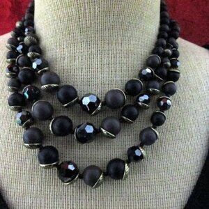 Crowd Pleaser Necklace by Premier Designs